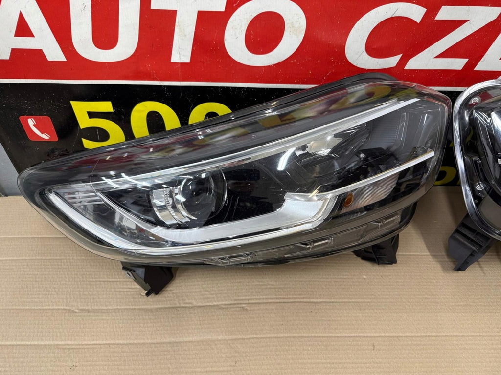 Frontscheinwerfer Renault Kadjar 260609857R 260101096R LED Ein Satz Headlight SCH7399104081ge
