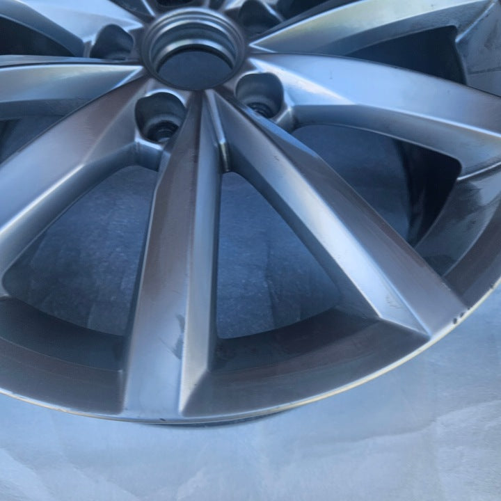 1x Alufelge 17 Zoll 7.0" 5x112 34ET Glanz Silber 5N0601025AN VW Tiguan Rim Wheel FEL6836723591sk
