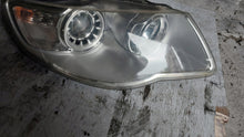 Laden Sie das Bild in den Galerie-Viewer, Frontscheinwerfer VW Touareg 7L6941032 Rechts Scheinwerfer Headlight