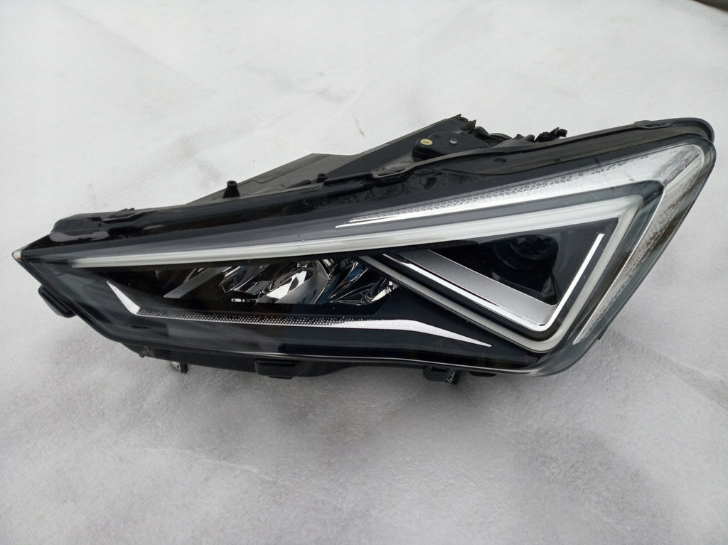 Frontscheinwerfer Seat Tarraco 5FJ941007E LED Ein Stück (Rechts oder Links)