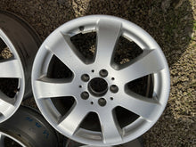 Load image into Gallery viewer, 1x Alufelge 17 Zoll 7.5&quot; 5x112 56ET Glanz A2514011002 Mercedes-Benz Rim Wheel