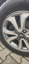 Load image into Gallery viewer, 1x Alufelge 15 Zoll 6.0" 4x100 47ET Glanz Grau 52910-C8800 Hyundai I20 II Mg FEL8334400716nx
