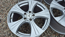 Laden Sie das Bild in den Galerie-Viewer, 4x Alufelge 18 Zoll 8.0" 5x112 38ET Glanz Silber A2534010800 Mercedes-Benz Glc FEL5359219245ol