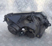 Laden Sie das Bild in den Galerie-Viewer, Frontscheinwerfer Dacia Duster 1305236683 Links Scheinwerfer Headlight