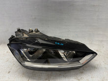 Laden Sie das Bild in den Galerie-Viewer, Frontscheinwerfer VW Golf VII Sportsvan I 517941032B Rechts Headlight SCH3840097509do