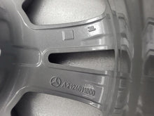 Laden Sie das Bild in den Galerie-Viewer, 1x Alufelge 17 Zoll 8.0" 5x112 48ET A2124011800 Mercedes-Benz W212 Rim Wheel FEL8137150311cy