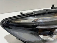 Laden Sie das Bild in den Galerie-Viewer, Frontscheinwerfer Mercedes-Benz A2479069000 Rechts Scheinwerfer Headlight SCH2517828136bx
