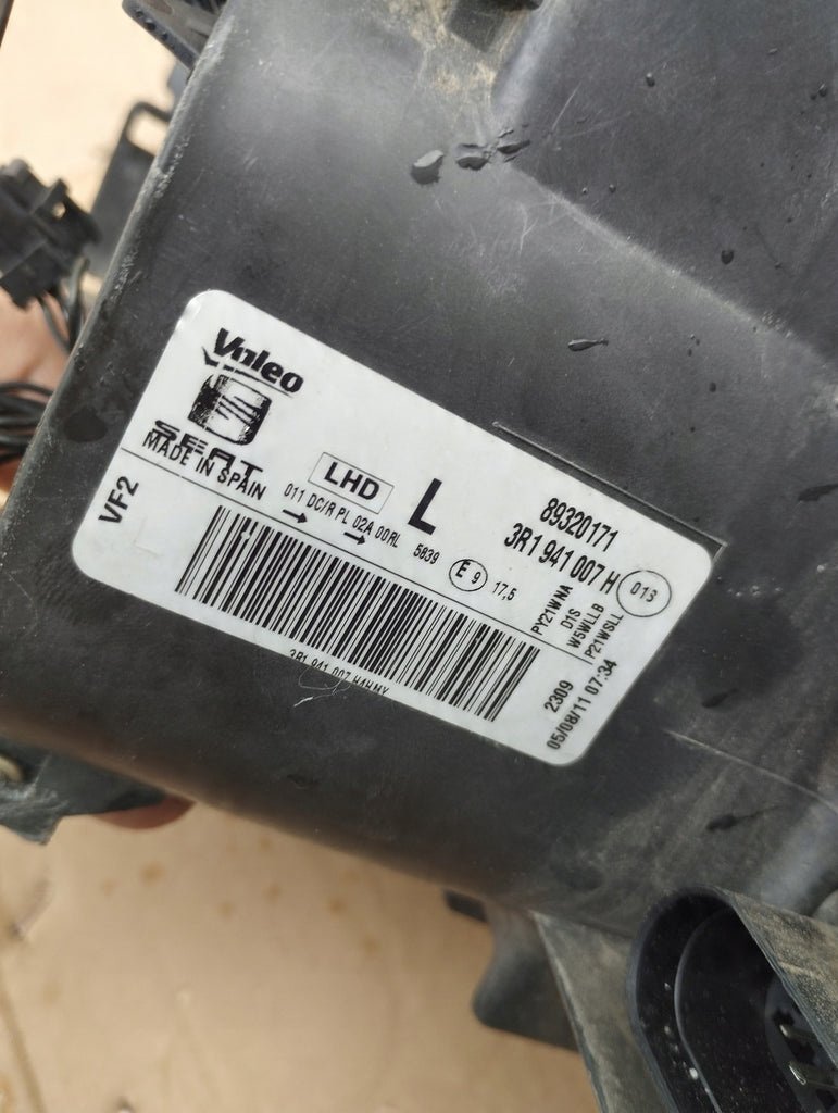 Frontscheinwerfer Seat Exeo 3R1941007H Xenon Ein Stück (Rechts oder Links)