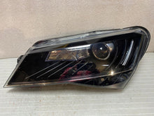 Load image into Gallery viewer, Frontscheinwerfer Skoda Superb III 3V1941015A Xenon Links Scheinwerfer Headlight SCH6818285289el