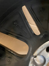 Load image into Gallery viewer, 1x Alufelge 16 Zoll 6.5&quot; 5x112 52ET A1774010000 Mercedes-Benz Cla Rim Wheel