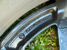Load image into Gallery viewer, 1x Alufelge 19 Zoll 8.0" 5x112 A2134016500 Mercedes-Benz W213 Rim Wheel FEL3743450115br