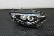 Laden Sie das Bild in den Galerie-Viewer, Frontscheinwerfer Mercedes-Benz Cla Amg A1189062600 A1189062500 LED Ein Satz SCH9411409993mp