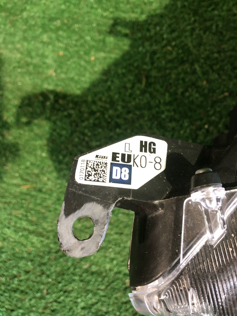 Frontscheinwerfer Toyota Yaris EUK0-8 0170118 Full LED Links Headlight SCH9469568674le