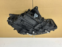 Load image into Gallery viewer, Frontscheinwerfer BMW 2 Active Tourer U06 5A42247 Links Scheinwerfer Headlight SCH1652845453id