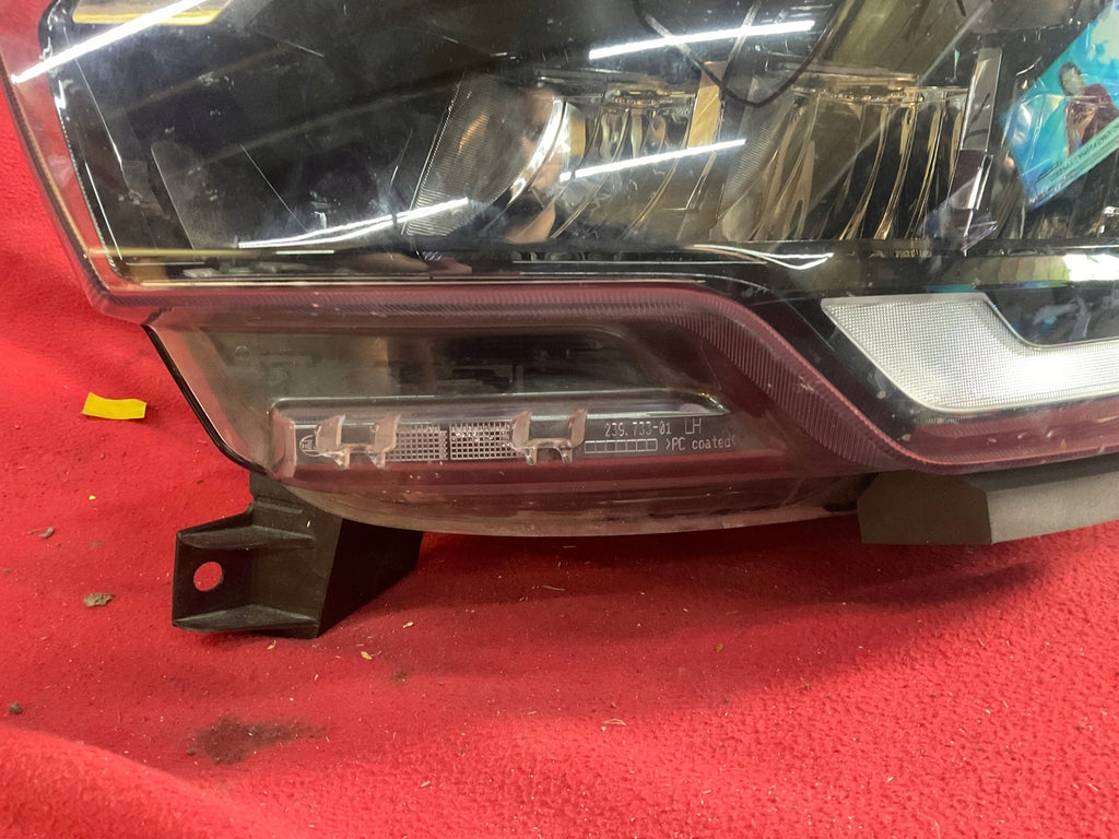Frontscheinwerfer Renault Trafic 260601790 LED Links Scheinwerfer Headlight SCH3232935435gv