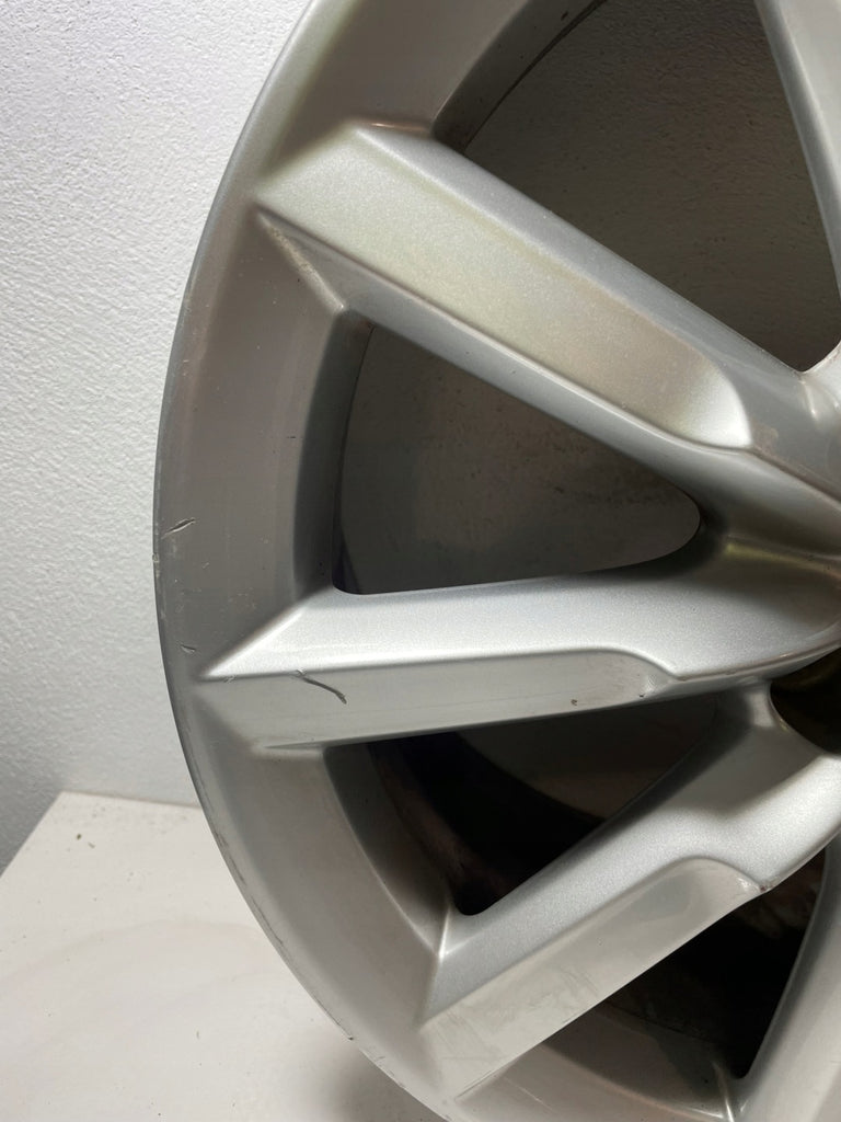 1x Alufelge 17 Zoll 7.0" 5x112 43ET Glanz Silber 8U0601025S Audi Rim Wheel FEL8893984681ky