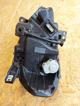 Laden Sie das Bild in den Galerie-Viewer, Frontscheinwerfer Ford VI JR3B13005 LED Rechts Scheinwerfer Headlight