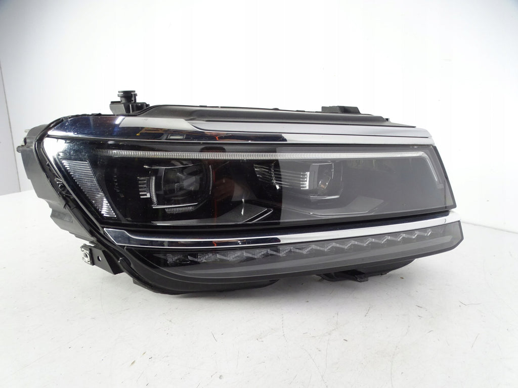 Frontscheinwerfer VW Tiguan 5NB941082A LED Rechts Scheinwerfer Headlight