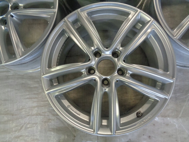 4x Alufelge 17 Zoll 7.5" 5x112 40ET Glanz Silber KBA50749 Audi I Rim Wheel FEL5857089121hf