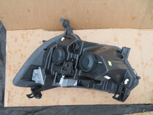 Load image into Gallery viewer, Frontscheinwerfer Renault Master III 260105567R Rechts Scheinwerfer Headlight