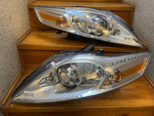 Laden Sie das Bild in den Galerie-Viewer, Frontscheinwerfer Ford Mondeo Xenon Rechts Scheinwerfer Headlight