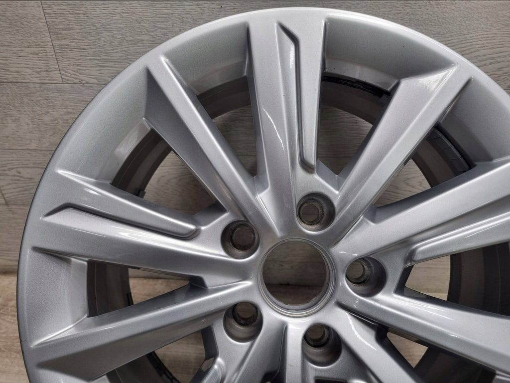 1x Alufelge 16 Zoll 6.5" 5x112 33ET Glanz Silber 7N5601025F Seat Alhambra FEL4644640909hy