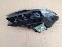 Laden Sie das Bild in den Galerie-Viewer, Frontscheinwerfer Opel Mokka DFR751030 Xenon Links Scheinwerfer Headlight