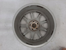 Laden Sie das Bild in den Galerie-Viewer, 1x Alufelge 18 Zoll 8.0&quot; 5x112 43ET Glanz Silber 4E0601025 Audi A4 Rim Wheel