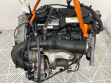 Laden Sie das Bild in den Galerie-Viewer, Motor Mercedes-Benz W176 270910 1.6 CGI 89TKm 2013 Benzin Engine Komplett MOT6437437210pk