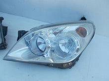 Laden Sie das Bild in den Galerie-Viewer, Frontscheinwerfer Opel Astra H 1EG27037041 Ein Satz Scheinwerfer Headlight SCH8359729442qh