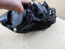 Laden Sie das Bild in den Galerie-Viewer, Frontscheinwerfer Mercedes-Benz W177 A1779064703 Links Scheinwerfer Headlight SCH5342427560vn
