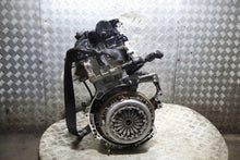 Laden Sie das Bild in den Galerie-Viewer, Motor Peugeot 208 II HM05 1.2 73PS 106kW 2022 Benzin Engine Unkomplett