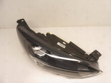 Laden Sie das Bild in den Galerie-Viewer, Frontscheinwerfer Ford Focus 1300000000000000 LED Rechts Scheinwerfer Headlight