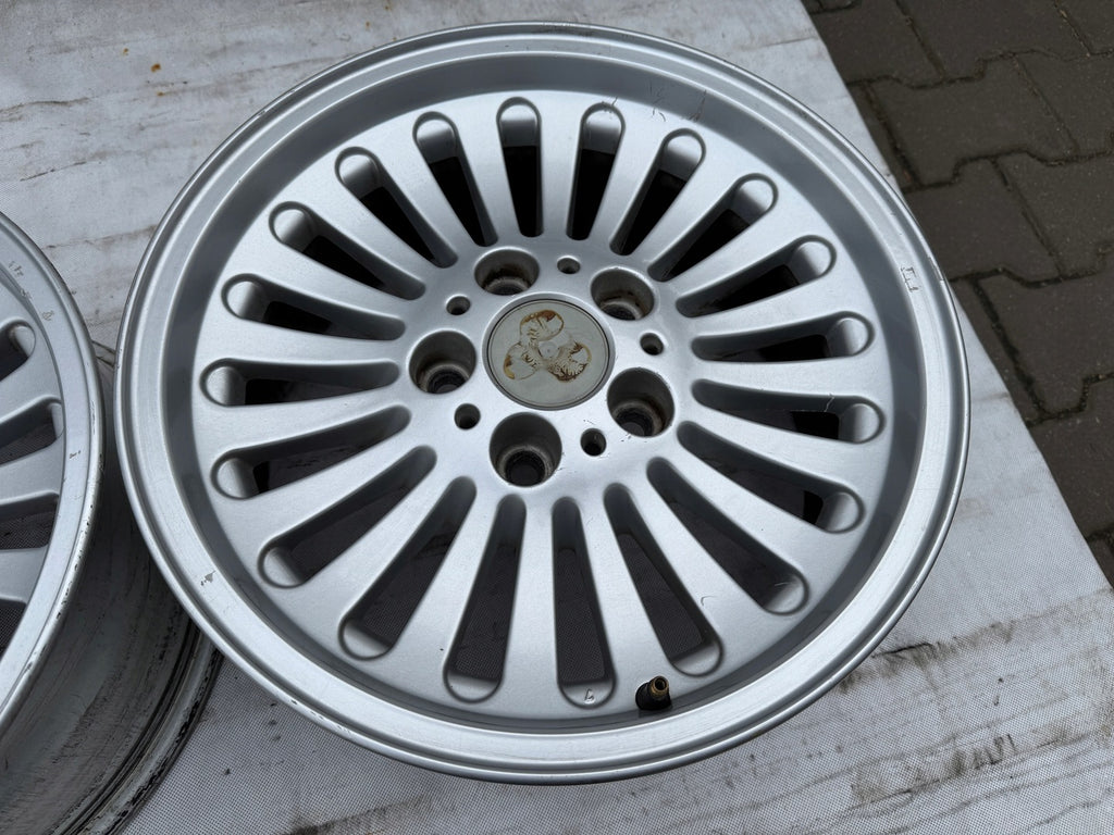1x Alufelge 16 Zoll 7.0" 5x120 20ET 1092203 BMW 1 Rim Wheel