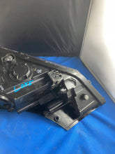 Load image into Gallery viewer, Frontscheinwerfer Hyundai Tucson Tl J034H65 Rechts Scheinwerfer Headlight SCH7369913049eg