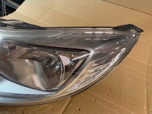 Load image into Gallery viewer, Frontscheinwerfer Ford Focus BM5113W030NA Links Scheinwerfer Headlight SCH9852980739ur