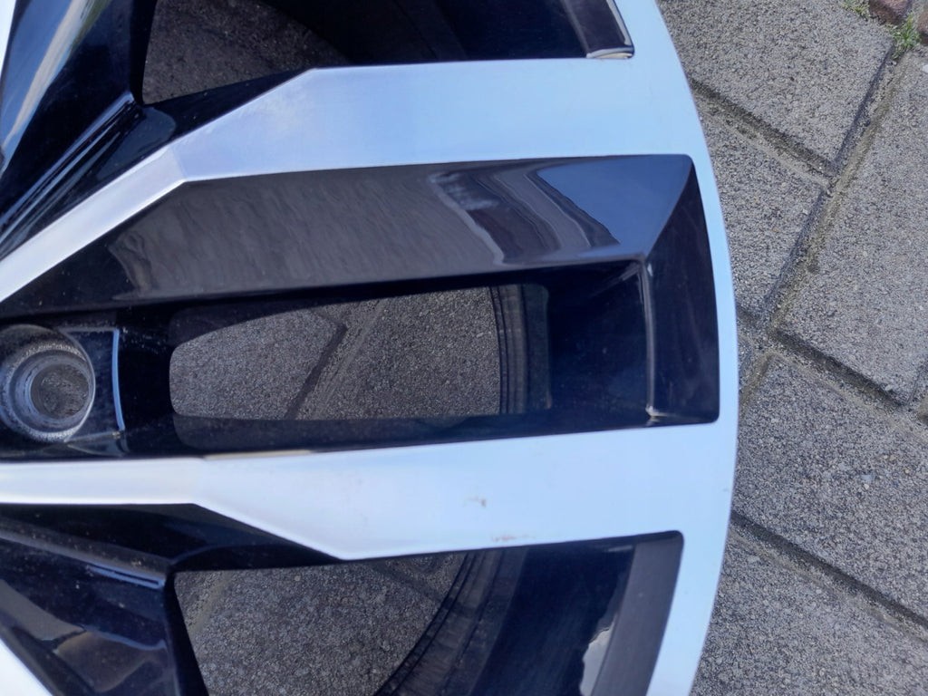 1x Alufelge 17 Zoll 7.0" 5x112 49ET Glanz Silber 5G0601025BT VW Golf Vii FEL3158808988io