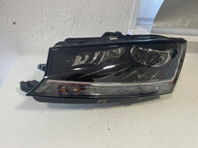 Laden Sie das Bild in den Galerie-Viewer, Frontscheinwerfer Skoda Fabia III 6V1941015F 6V1941015F6V1941015F Full LED Links