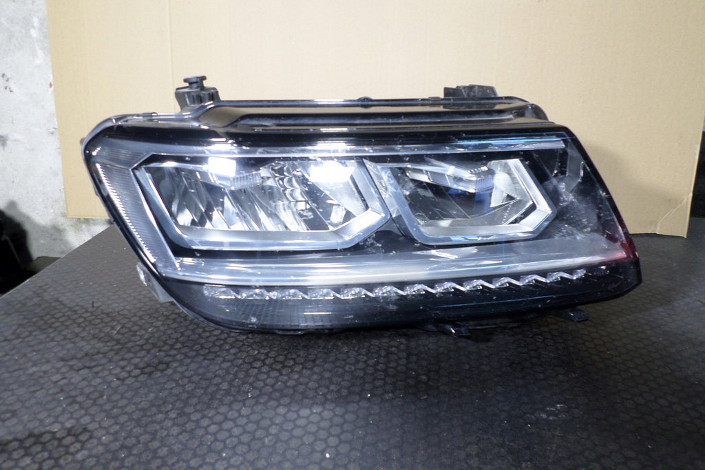 Frontscheinwerfer VW Tiguan 5NB941036D LED Rechts Scheinwerfer Headlight