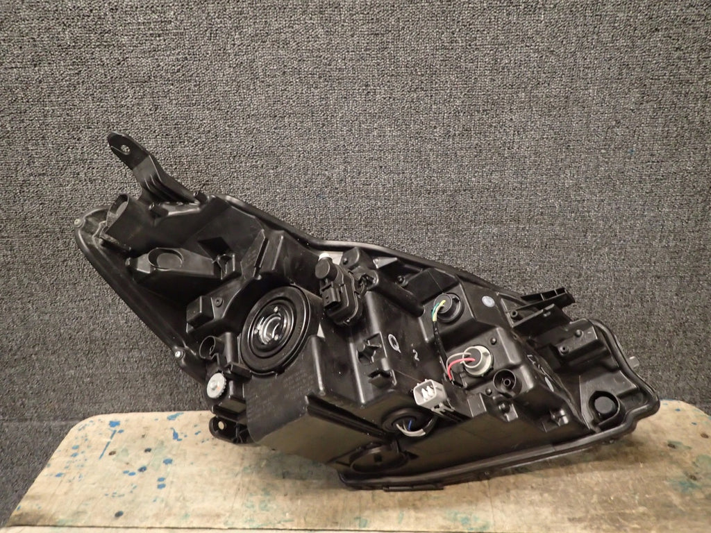 Frontscheinwerfer Toyota Yaris Links Scheinwerfer Headlight