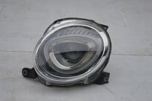 Laden Sie das Bild in den Galerie-Viewer, Frontscheinwerfer Fiat 500 52129443 Xenon Links Scheinwerfer Headlight SCH5192748808bo