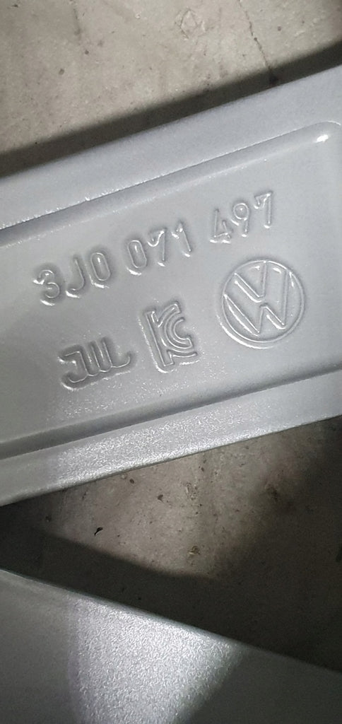 1x Alufelge 17 Zoll 7.5" 5x112 41ET Glanz Graphit 3J0071497 VW Passat Rim Wheel FEL5551282165my
