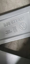 Load image into Gallery viewer, 1x Alufelge 17 Zoll 7.5" 5x112 41ET Glanz Graphit 3J0071497 VW Passat Rim Wheel FEL5551282165my