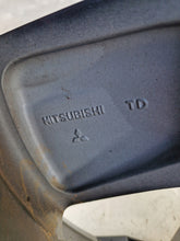 Laden Sie das Bild in den Galerie-Viewer, 1x Alufelge 18 Zoll 7.0&quot; 5x114.3 38ET Mitsubishi Outlander Rim Wheel