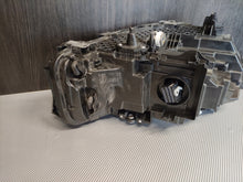 Load image into Gallery viewer, Frontscheinwerfer BMW 5 G31 G30 8495279 LED Links Scheinwerfer Headlight