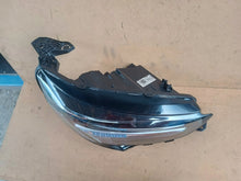 Laden Sie das Bild in den Galerie-Viewer, Frontscheinwerfer Opel Corsa F 39162659 Full LED Rechts Scheinwerfer Headlight