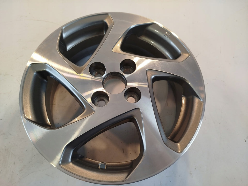 1x Alufelge 15 Zoll 5.0" 4x100 39ET Glanz Silber 42611-0DC60 Mg Aygo Rim Wheel FEL3902371159ii