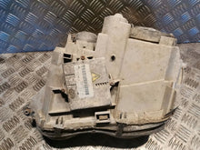 Laden Sie das Bild in den Galerie-Viewer, Frontscheinwerfer Mercedes-Benz W203 A2038203861 Rechts Scheinwerfer Headlight SCH9088040822pw