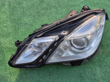 Laden Sie das Bild in den Galerie-Viewer, Frontscheinwerfer Mercedes-Benz W212 A2128201959 Bi-Xenon Links Headlight SCH4955409558bt