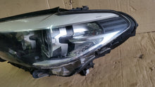 Laden Sie das Bild in den Galerie-Viewer, Frontscheinwerfer BMW 5 G31 G30 7439199-01 LED Ein Stück (Rechts oder Links) SCH2999914633zl